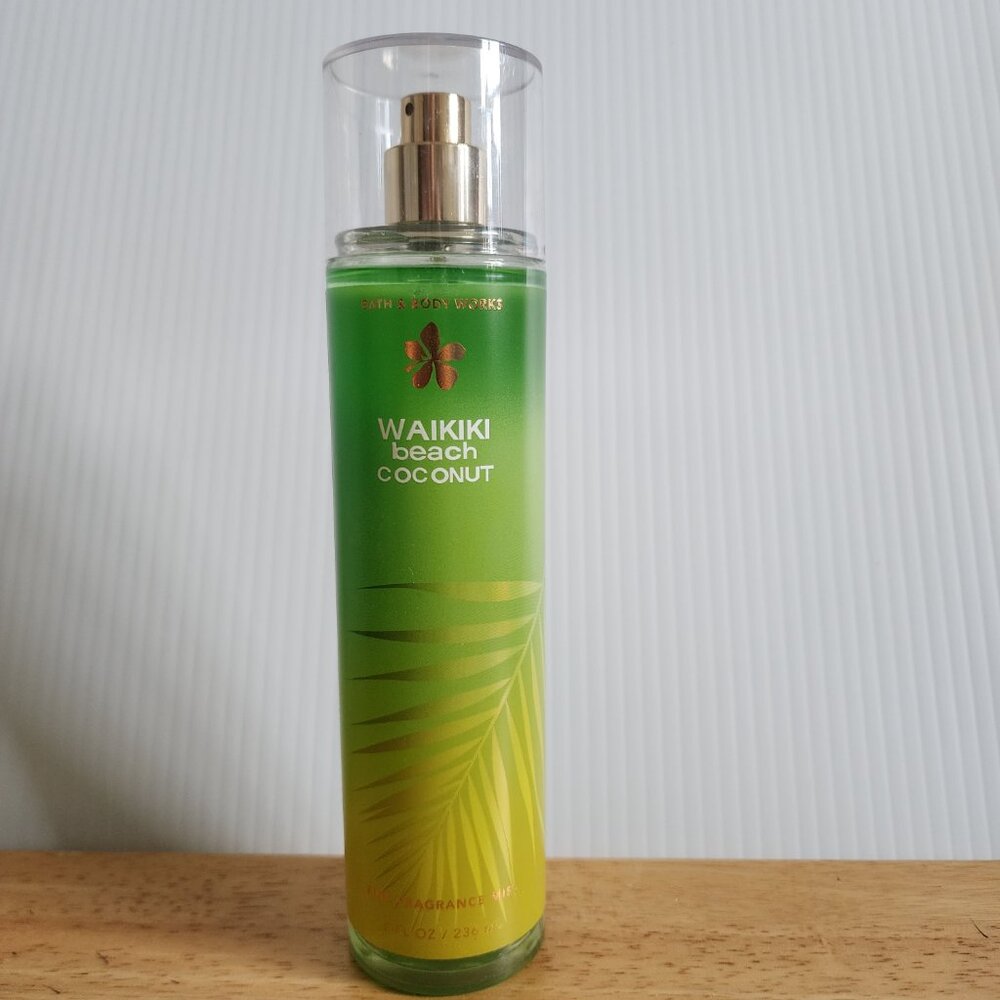 NWT Bath and Body Works Fine Fragrance Mist, Waikiki Beach Coconut